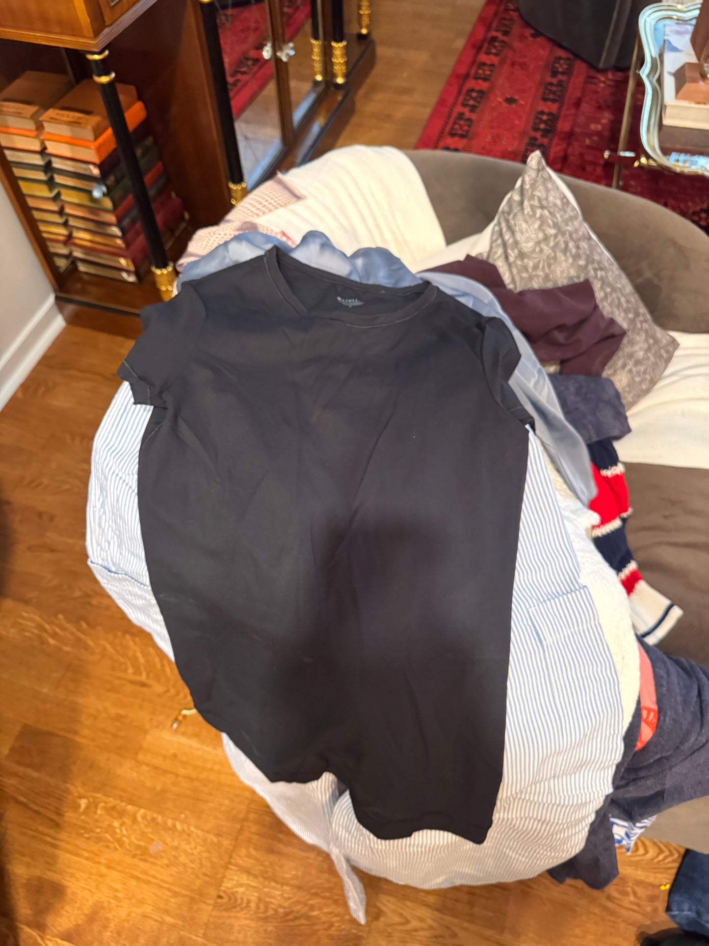 Athleta Black Tshirt